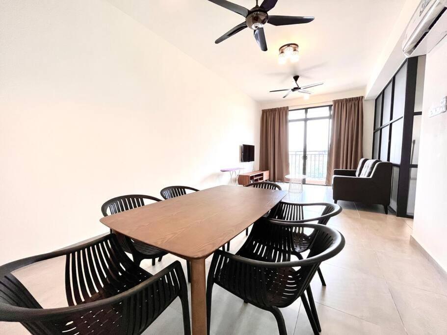 Ins Suite @ The Quartz Residence-Infinity Pool Malacca Exterior foto